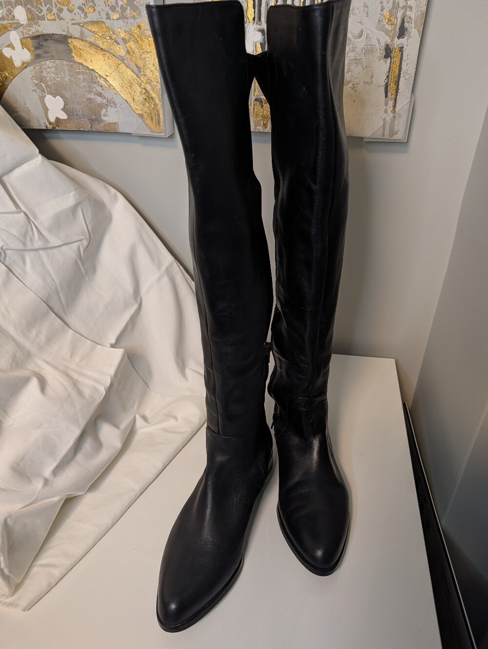 Clarks size 10 Tall Leather Boot Front With Stretching Calf Material
